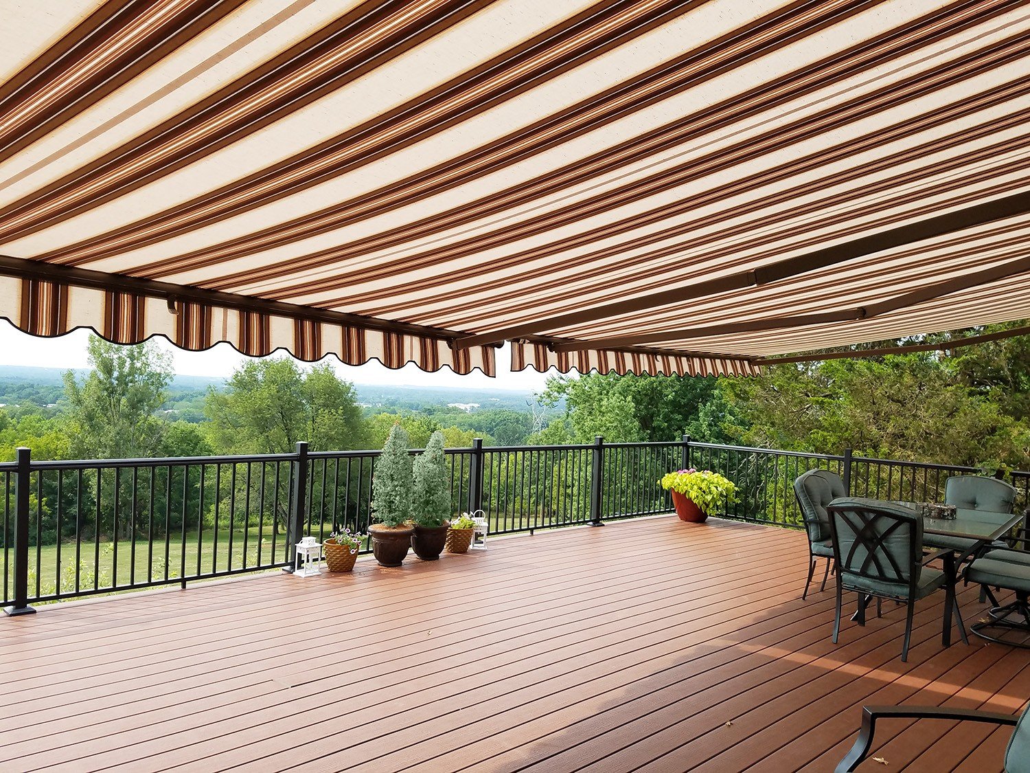 RA Ultra Lux: Premium Retractable Awnings